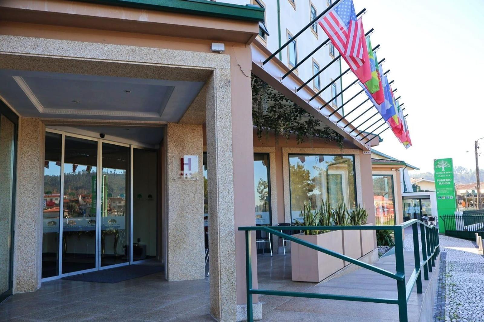 Hotel Santhyago Trofa Exterior photo