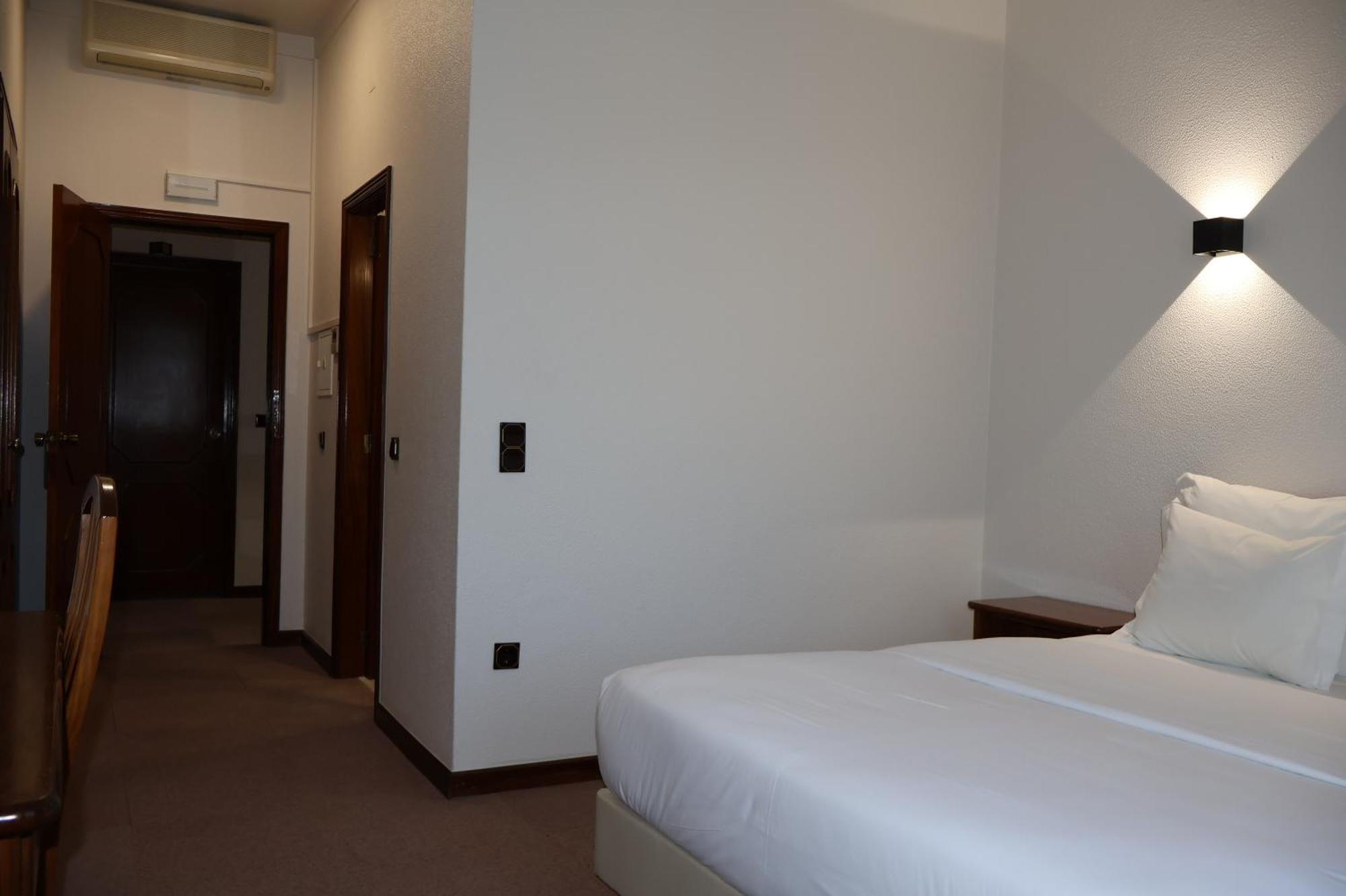 Hotel Santhyago Trofa Room photo